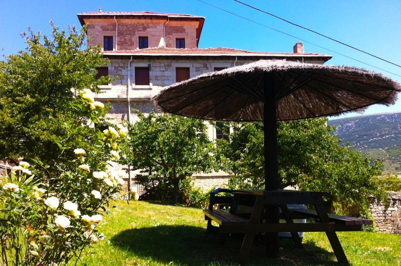 Arte Y Natura Valdivielso Hotel Quintana de Valdivielso Kültér fotó